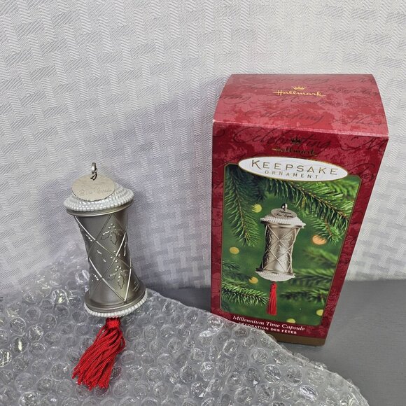 Vintage Hallmark Keepsake Millennium Time Capsule Christmas Ornament New With Bo - Picture 1 of 6